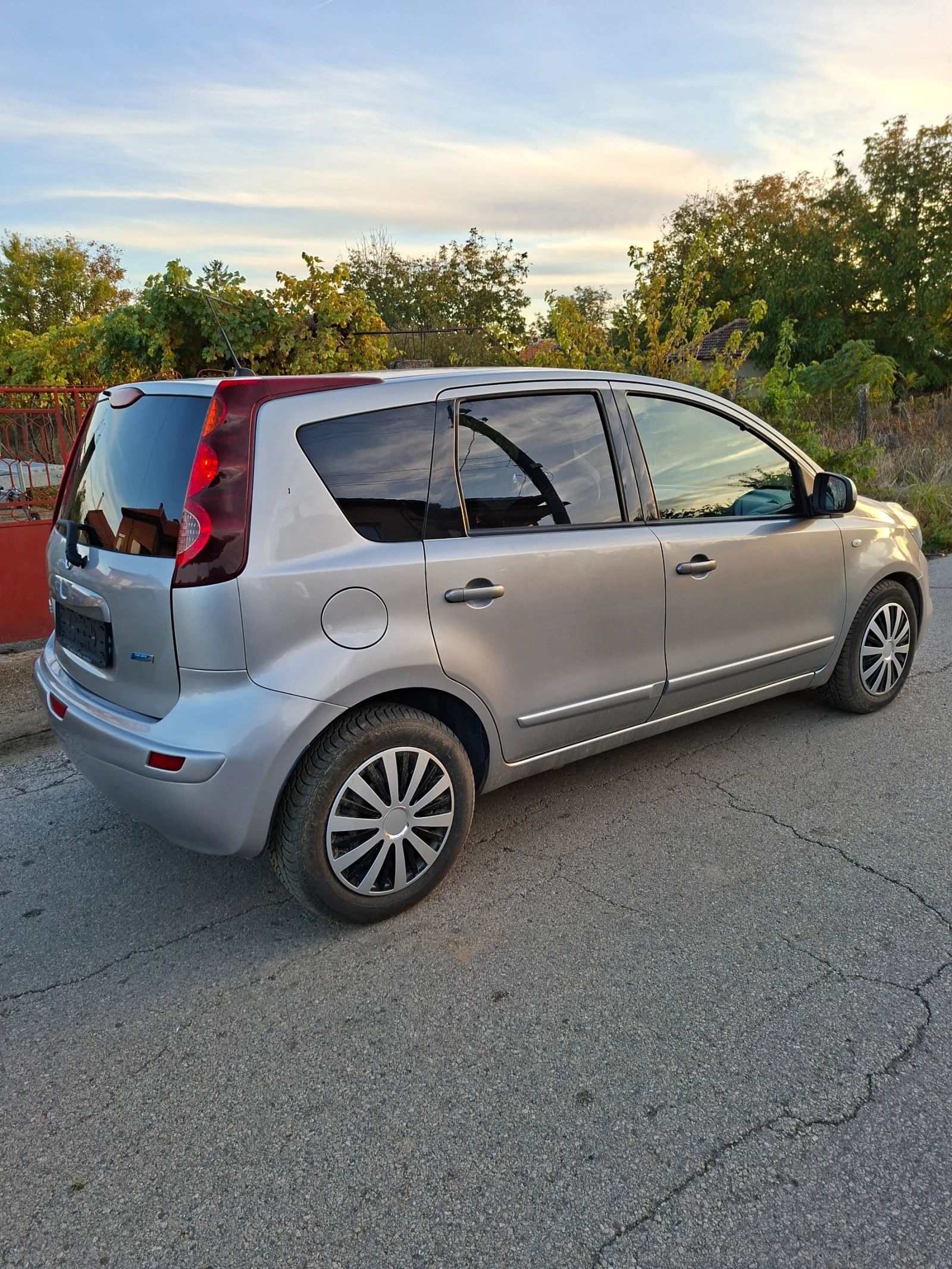 Nissan Note 1.4i-90кс ?? - изображение 9 | Auto.bg Nissan Note 1.4i-90кс ?? - изображение 9