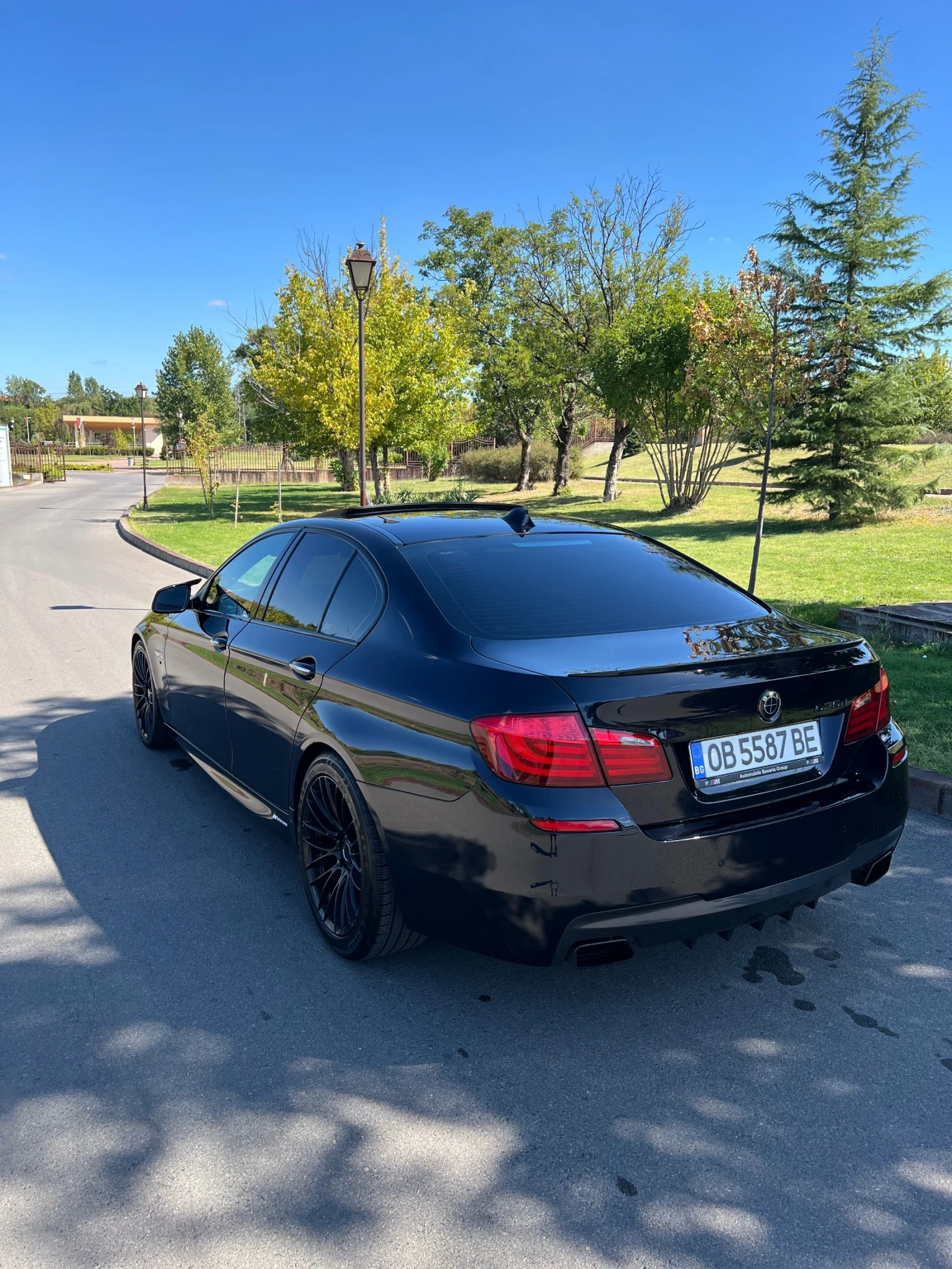 BMW 535 | M-PACK| | SHADOW LINE| | HEAD UP DISPLAY|  - изображение 9 | Auto.bg BMW 535 | M-PACK| | SHADOW LINE| | HEAD UP DISPLAY|  - изображение 9