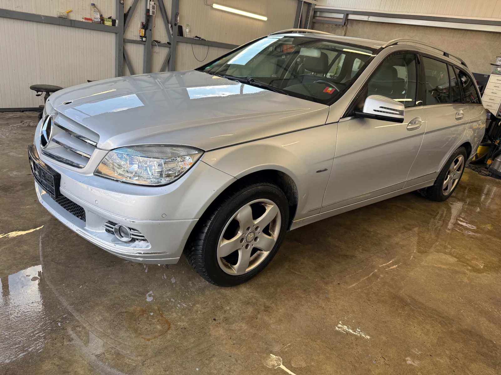 Mercedes-Benz C 180 1.8 | Auto.bg — изображение 1 Mercedes-Benz C 180 1.8 | Auto.bg — изображение 1
