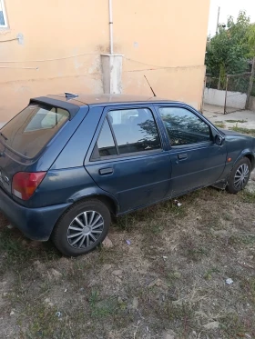 Ford Fiesta Mk3 - 800 € / 1564.66 лв. - 91097179 6 | Car24.bg Ford Fiesta Mk3 - 800 € / 1564.66 лв. - 91097179 6