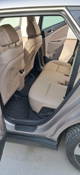 Hyundai Tucson 2.0 Disel 4?4 | Auto.bg — изображение 8 Hyundai Tucson 2.0 Disel 4?4 | Auto.bg — изображение 8