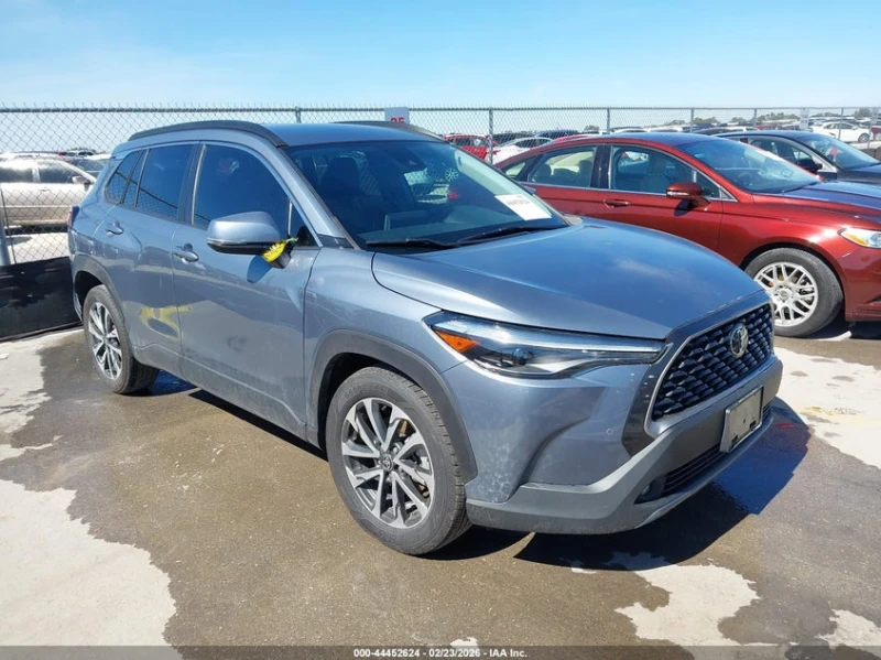 Toyota Corolla 2.0l Cross Xle - 15200 € / 29728.62 лв. - 36235840 1 | Car24.bg Toyota Corolla 2.0l Cross Xle - 15200 € / 29728.62 лв. - 36235840 1
