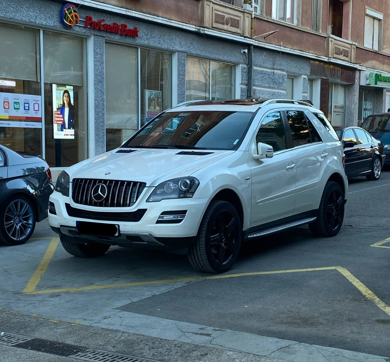 Mercedes-Benz ML 350 GRAND EDITION - изображение 9 | Auto.bg Mercedes-Benz ML 350 GRAND EDITION - изображение 9