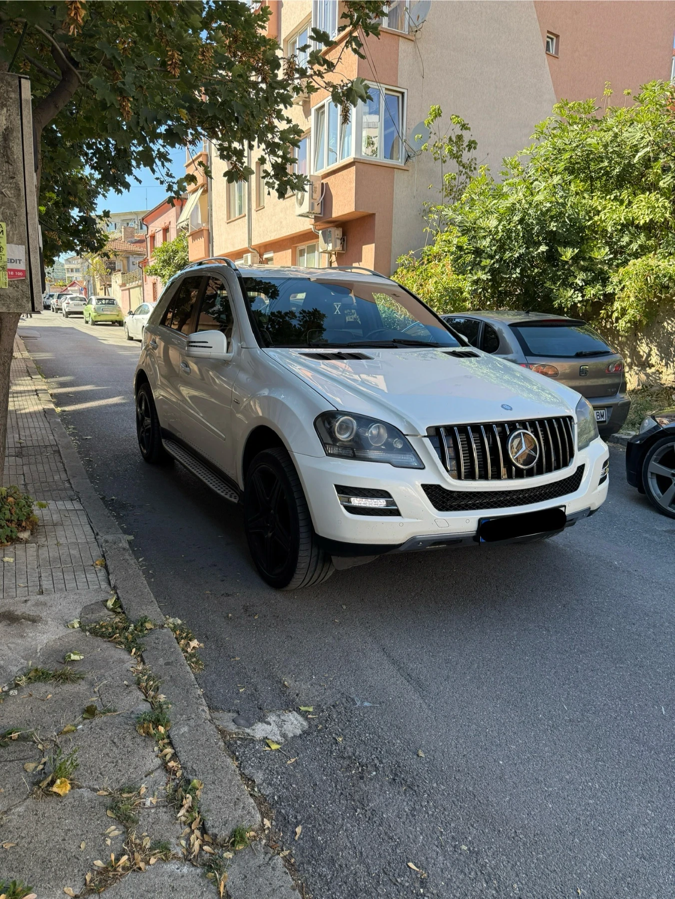 Mercedes-Benz ML 350 GRAND EDITION - изображение 8 | Auto.bg Mercedes-Benz ML 350 GRAND EDITION - изображение 8