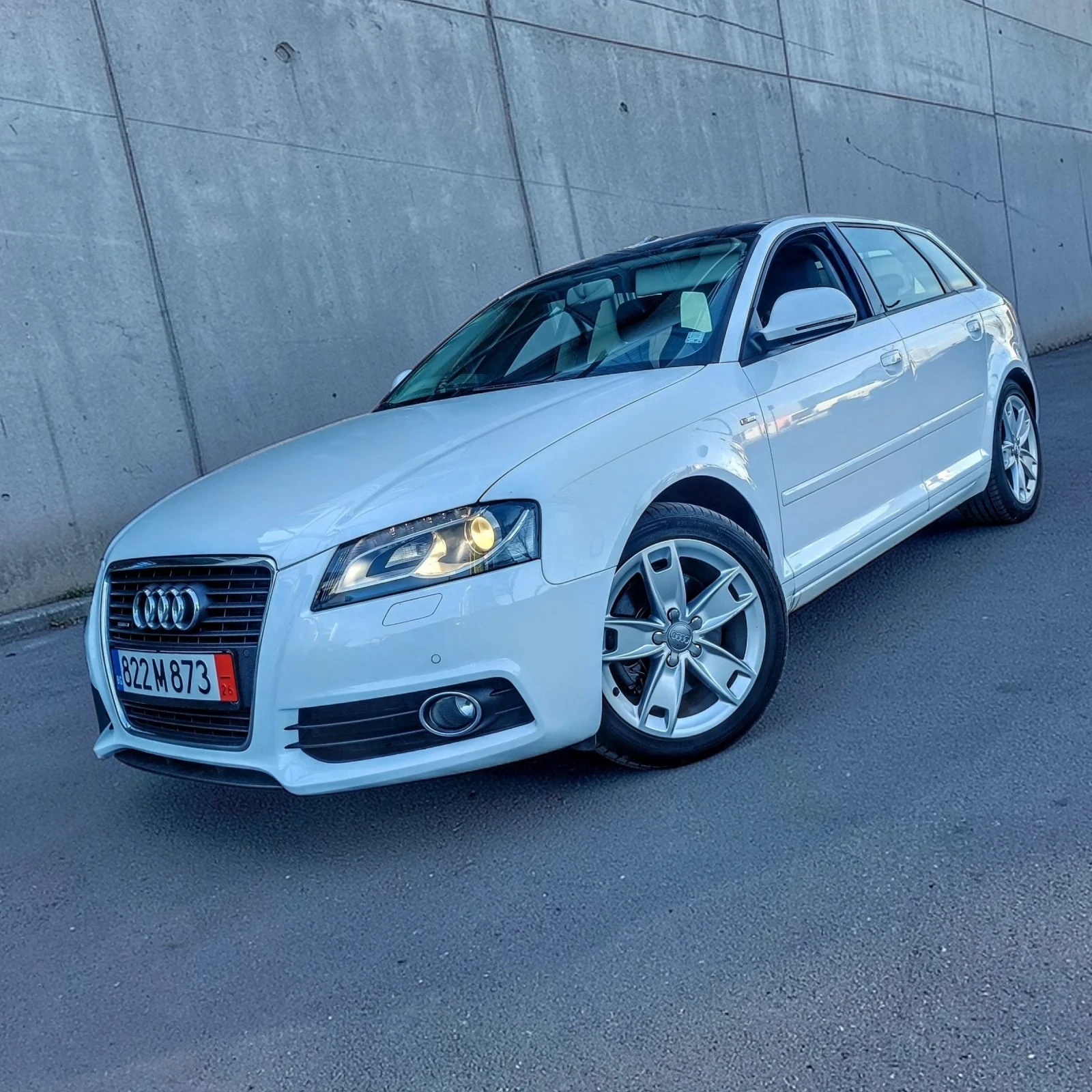 Audi A3 * S line * 2.0TDI 170ps * 4x4 * Панорама * Xenon * | Auto.bg — изображение 1 Audi A3 * S line * 2.0TDI 170ps * 4x4 * Панорама * Xenon * | Auto.bg — изображение 1