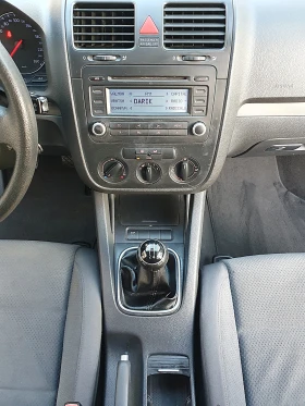 VW Golf 1.9TDI-105k.s. 6 СКОРОСТИ! - 2750 € / 5378.53 лв. - 10576487 16 | Car24.bg VW Golf 1.9TDI-105k.s. 6 СКОРОСТИ! - 2750 € / 5378.53 лв. - 10576487 16