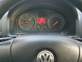 VW Golf 1.9TDI-105k.s. 6 СКОРОСТИ! - 2750 € / 5378.53 лв. - 10576487 11 | Car24.bg VW Golf 1.9TDI-105k.s. 6 СКОРОСТИ! - 2750 € / 5378.53 лв. - 10576487 11