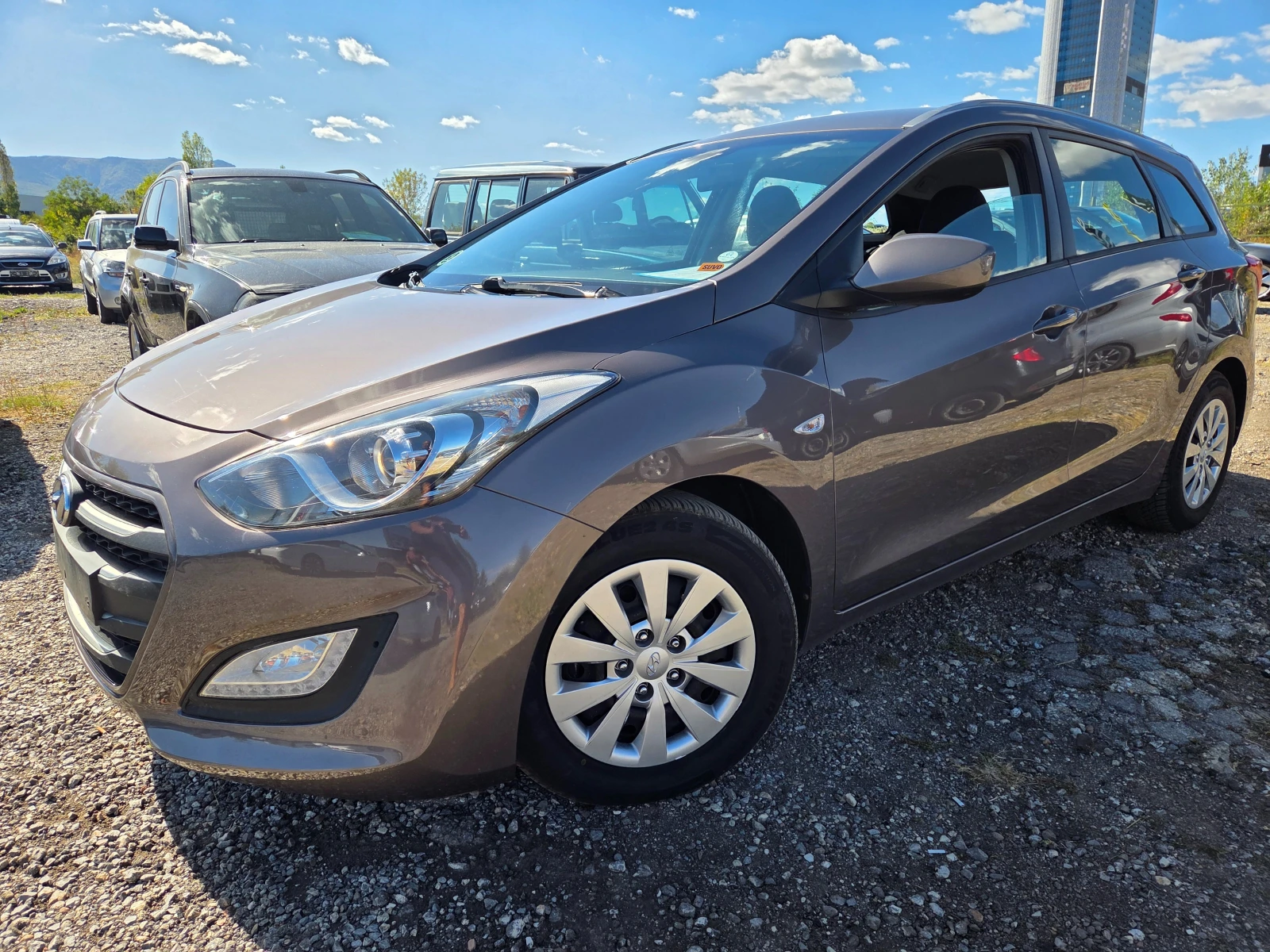 Hyundai I30 1.6d-Евро-6 - изображение 4 | Auto.bg Hyundai I30 1.6d-Евро-6 - изображение 4