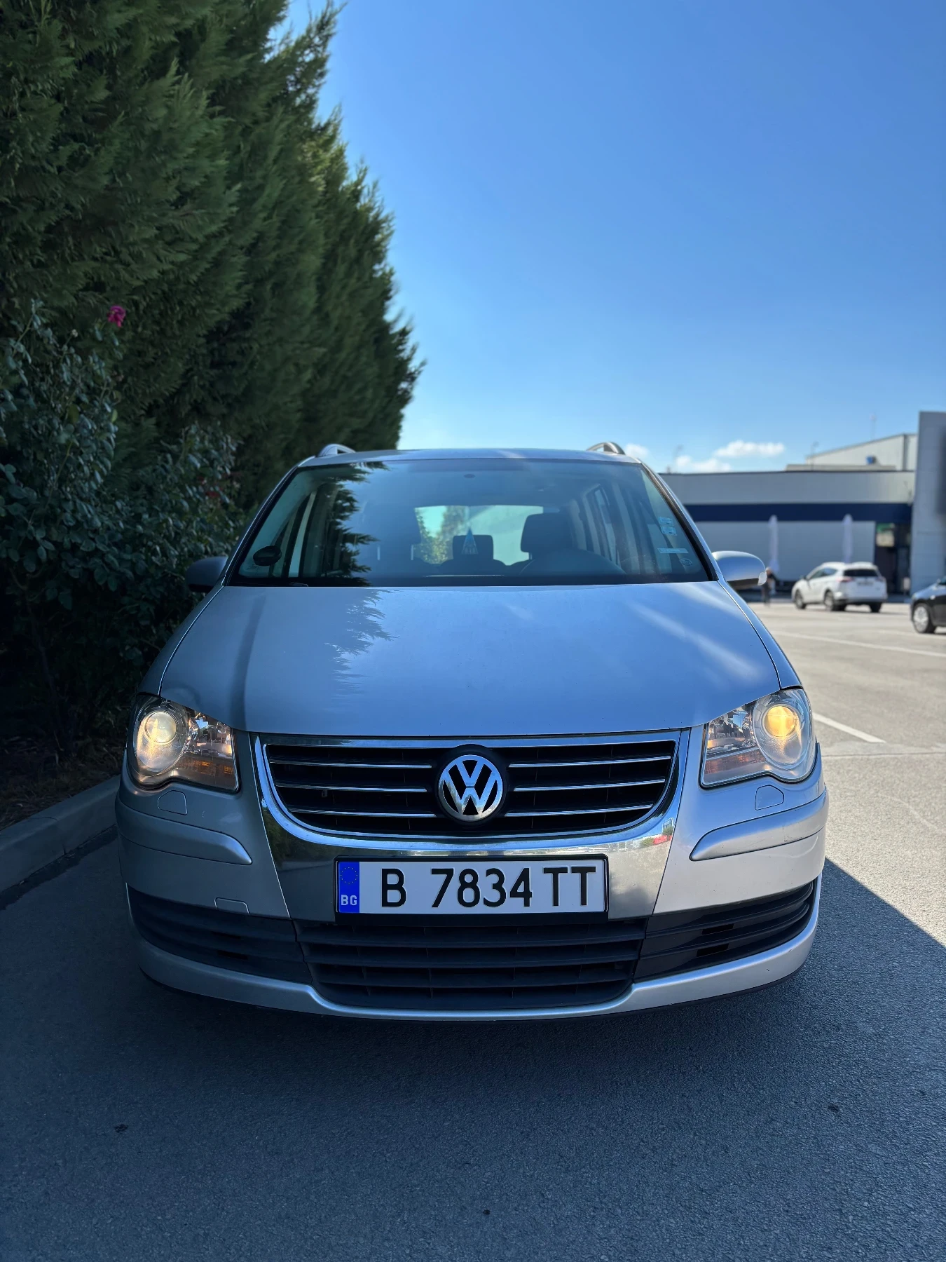 VW Touran 2.0 TDI 140кс  - изображение 3 | Auto.bg VW Touran 2.0 TDI 140кс  - изображение 3