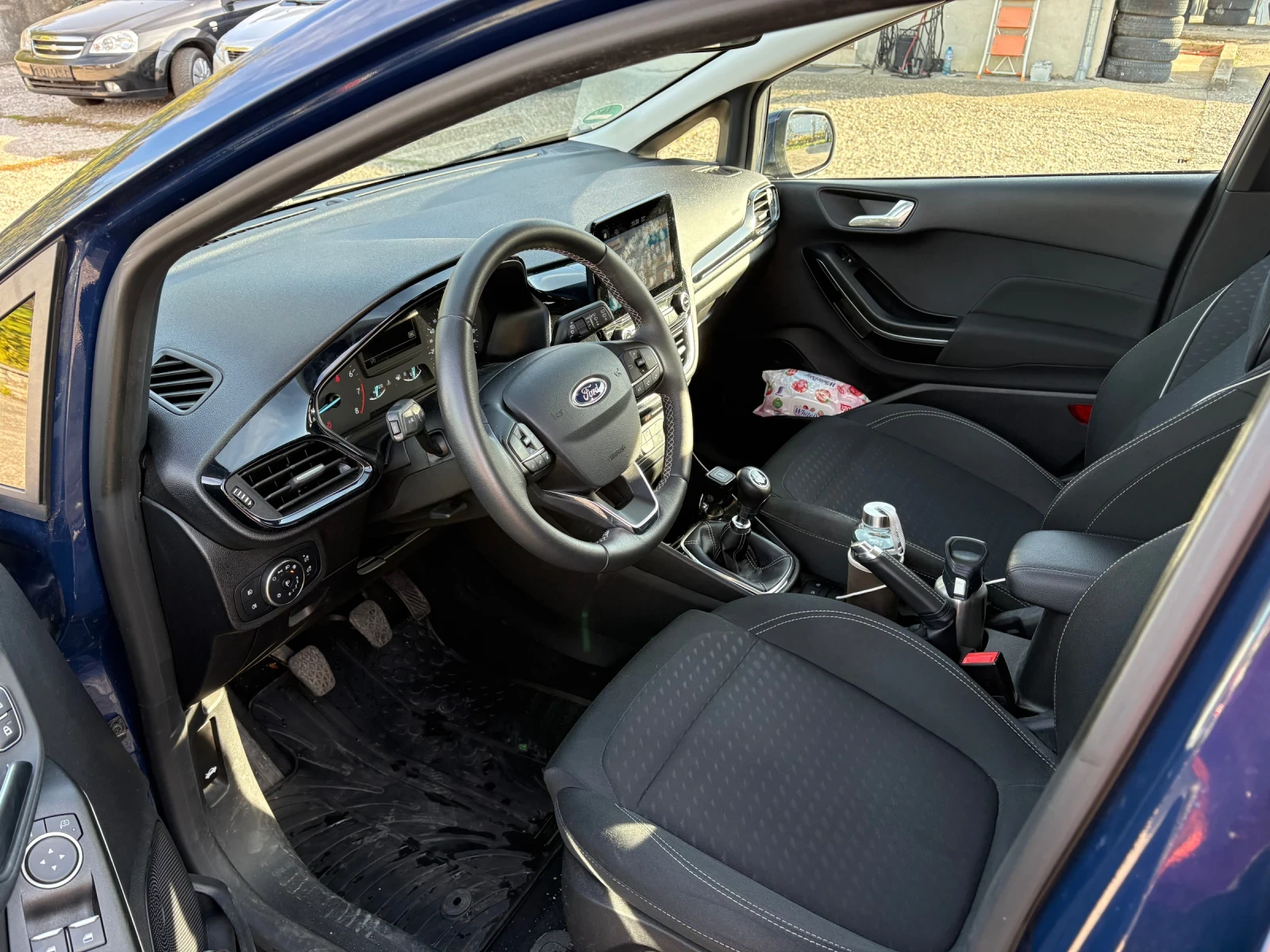 Ford Fiesta 1.0i 100hp 80000km - изображение 9 | Auto.bg Ford Fiesta 1.0i 100hp 80000km - изображение 9