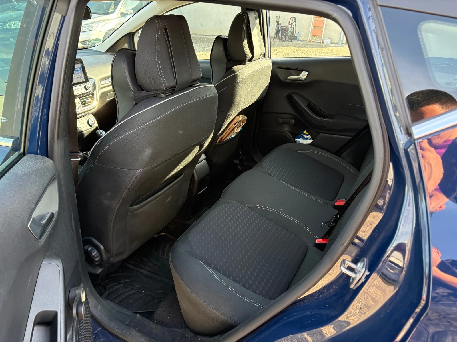 Ford Fiesta 1.0i 100hp 80000km - изображение 10 | Auto.bg Ford Fiesta 1.0i 100hp 80000km - изображение 10