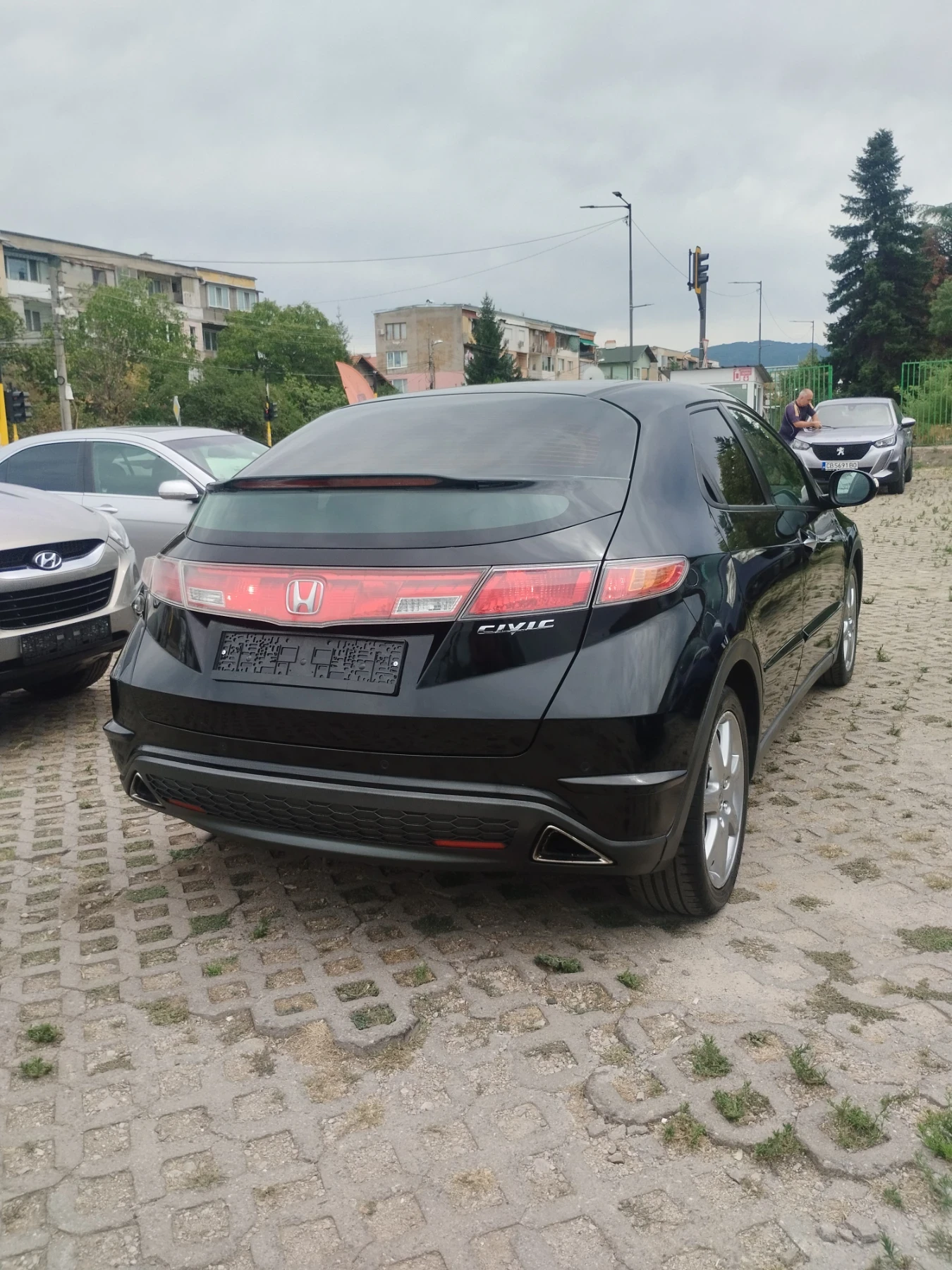 Honda Civic 1.8 - изображение 6 | Auto.bg Honda Civic 1.8 - изображение 6