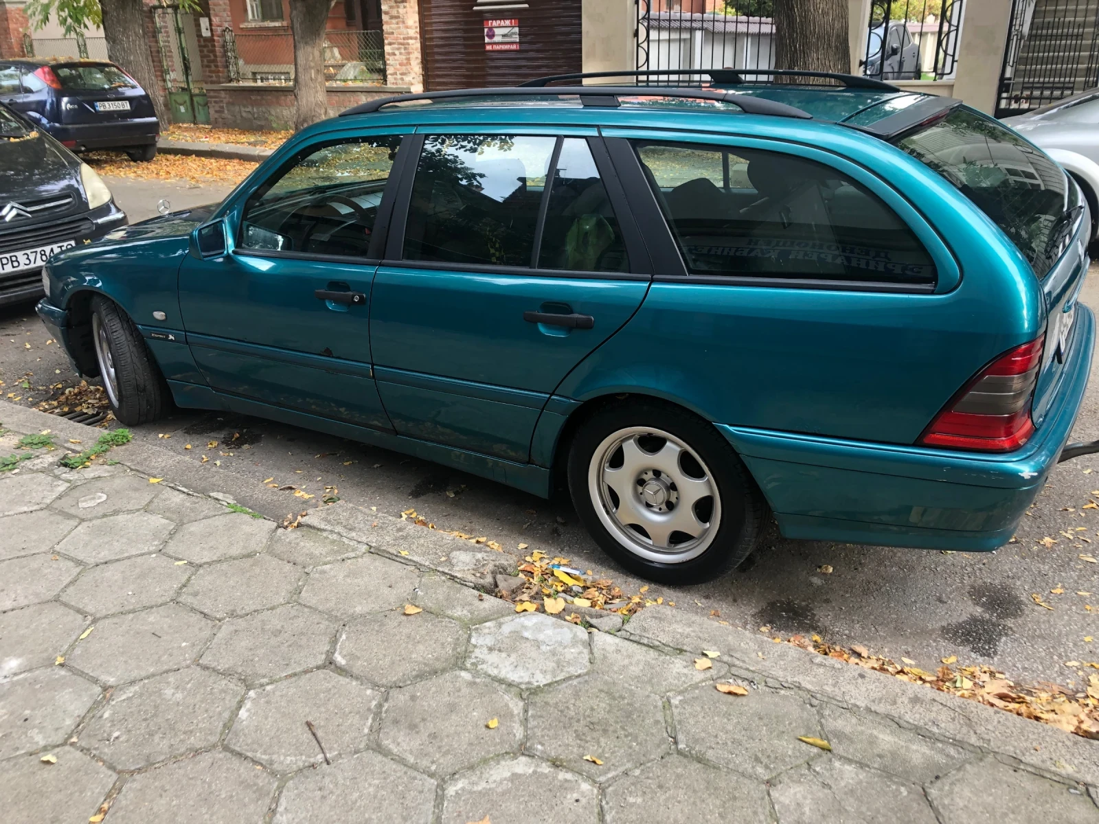 Mercedes-Benz C 220  - изображение 9 | Auto.bg Mercedes-Benz C 220  - изображение 9