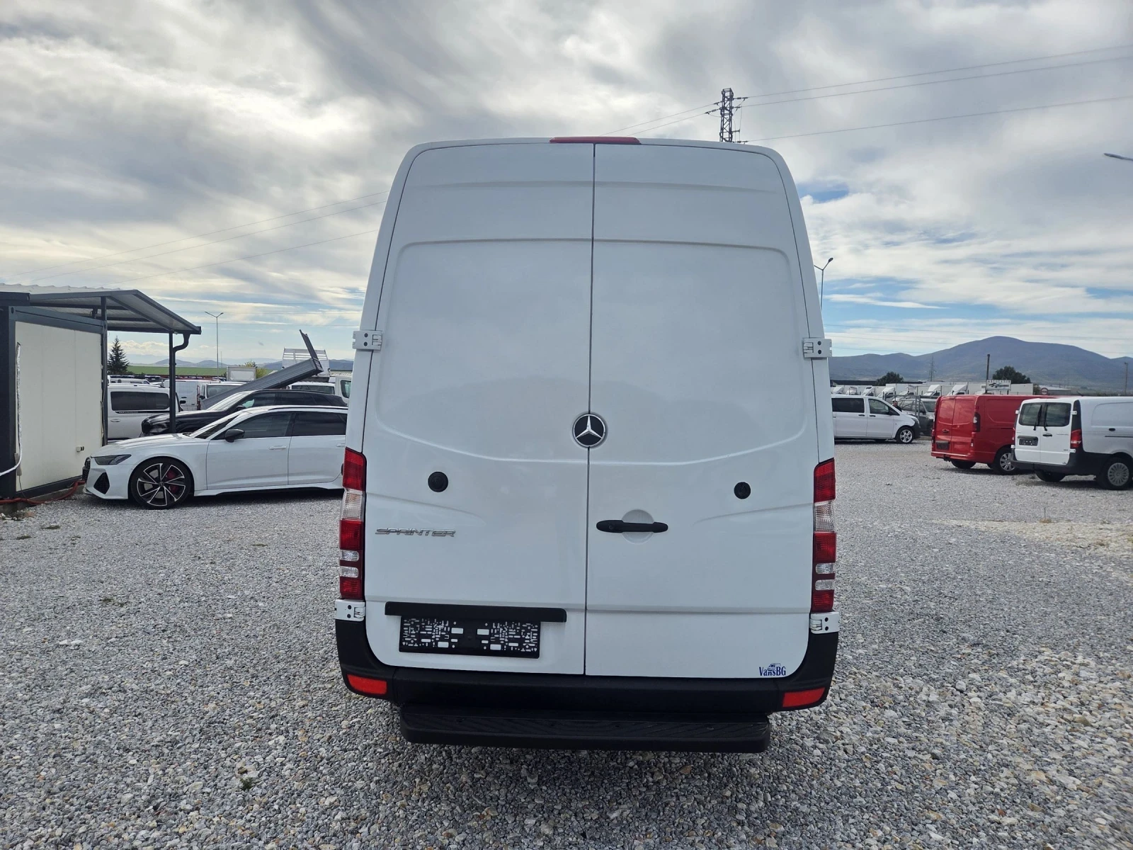 Mercedes-Benz Sprinter 316 CDI, ХЛАДИЛЕН, Темпомат, Климатик - изображение 4 | Auto.bg Mercedes-Benz Sprinter 316 CDI, ХЛАДИЛЕН, Темпомат, Климатик - изображение 4