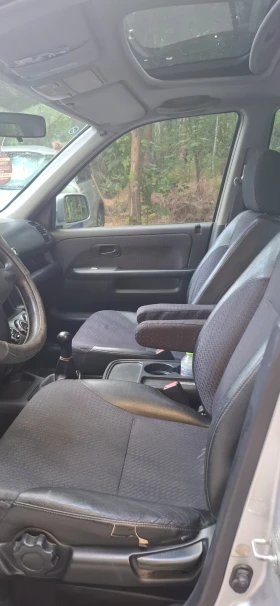 Honda Cr-v Бензин 2000/150/4?4 | Auto.bg — изображение 9 Honda Cr-v Бензин 2000/150/4?4 | Auto.bg — изображение 9