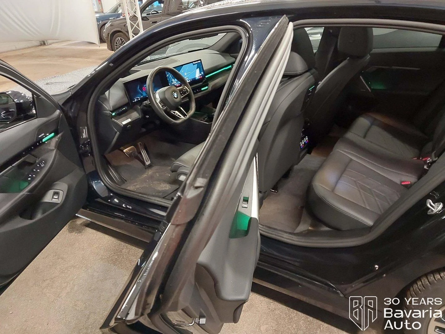 BMW 520 d M Sport Paket Steptronic - изображение 5 | Auto.bg BMW 520 d M Sport Paket Steptronic - изображение 5