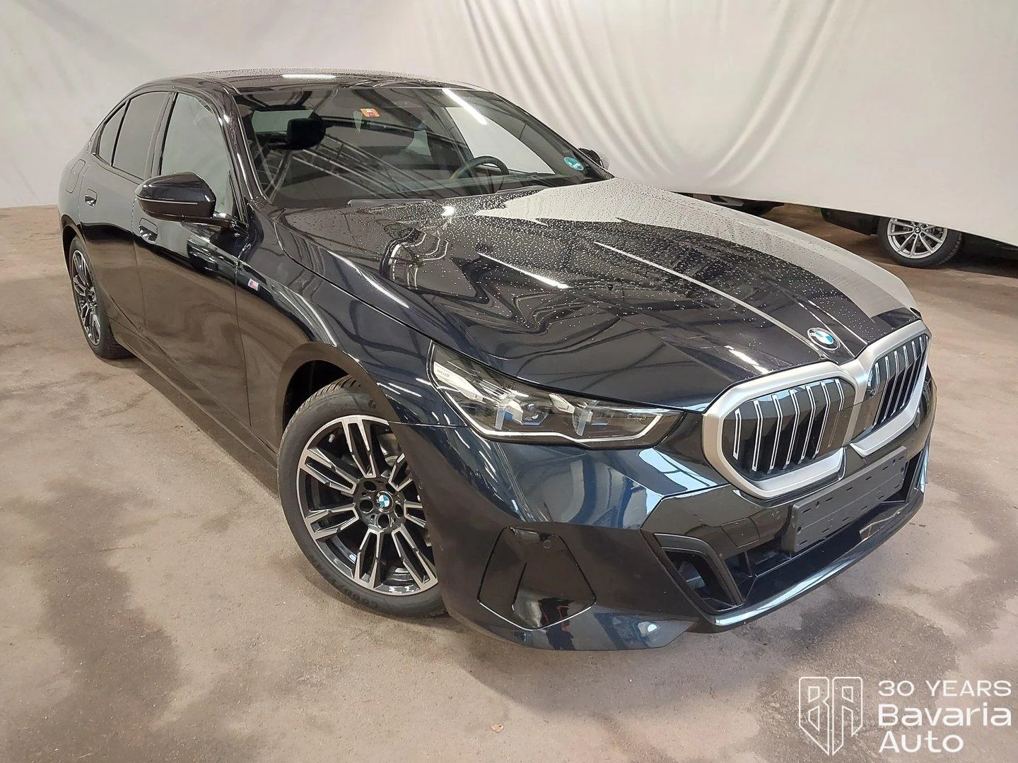 BMW 520 d M Sport Paket Steptronic - изображение 4 | Auto.bg BMW 520 d M Sport Paket Steptronic - изображение 4