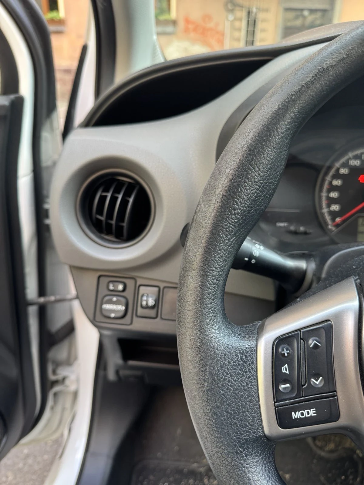 Toyota Yaris undefined | Auto.bg — изображение 1 Toyota Yaris undefined | Auto.bg — изображение 1