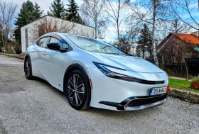 Toyota Prius XLE AWD - Car24.bg Toyota Prius XLE AWD