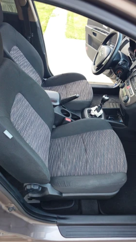 Kia Ceed 1, 6 CRDI, 116 - 3000 € / 5867.49 лв. - 97352260 11 | Car24.bg Kia Ceed 1, 6 CRDI, 116 - 3000 € / 5867.49 лв. - 97352260 11