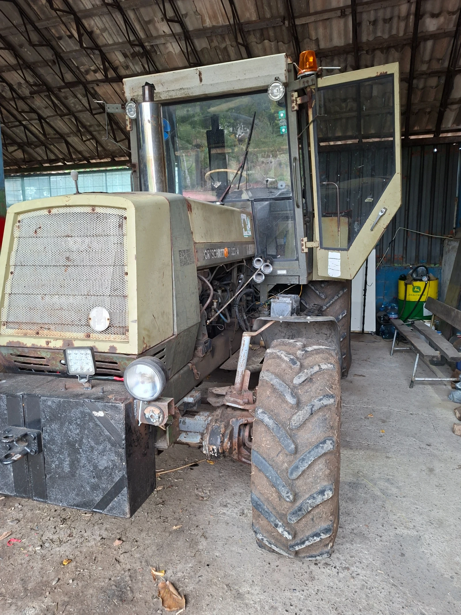 Трактор Fortschritt  - изображение 6 | Auto.bg Трактор Fortschritt  - изображение 6