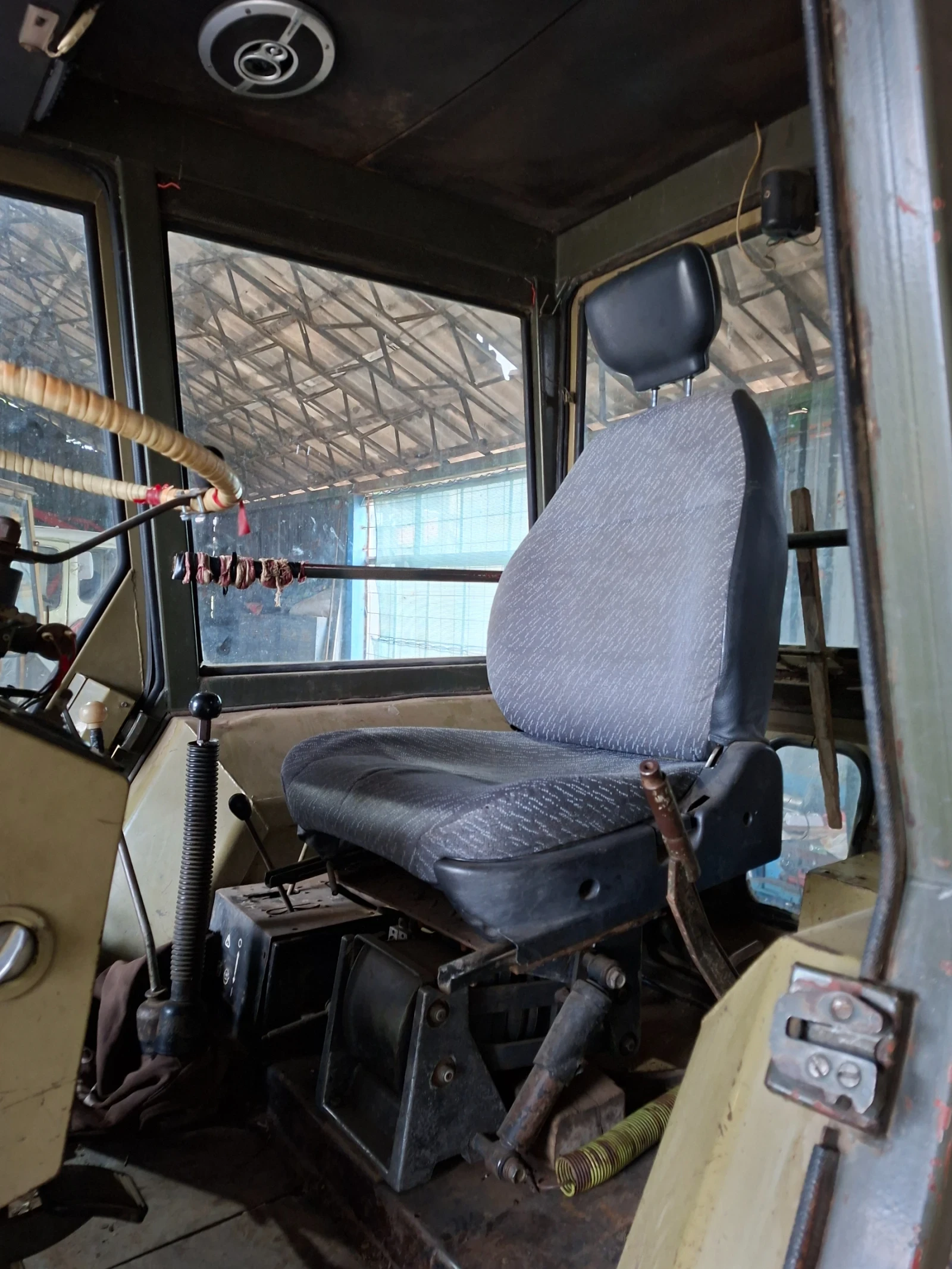 Трактор Fortschritt  - изображение 3 | Auto.bg Трактор Fortschritt  - изображение 3