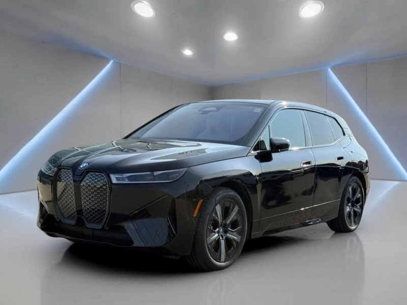 BMW iX XDRIVE50 M PKG| SKYLOUNGE| HARMAN| SOFT CLOSE| HU - 41800 € - 82524799 1 | Car24.bg BMW iX XDRIVE50 M PKG| SKYLOUNGE| HARMAN| SOFT CLOSE| HU - 41800 € - 82524799 1