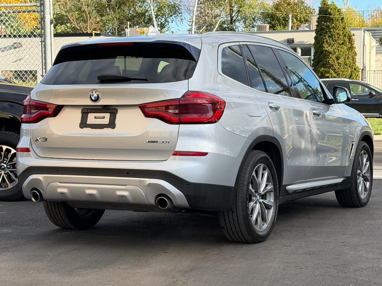 BMW X3 30i xDrive / PANO - изображение 3 | Auto.bg BMW X3 30i xDrive / PANO - изображение 3