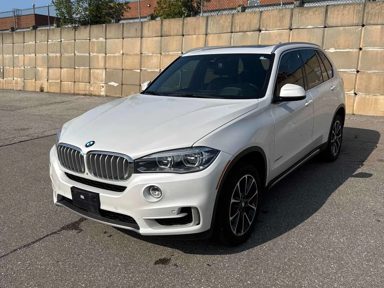 BMW X5 ОЧАКВАН ВНОС* DISTRONIC* ОБДУХВАНЕ* HEAD UP ДИСПЛЕ | Auto.bg — изображение 1 BMW X5 ОЧАКВАН ВНОС* DISTRONIC* ОБДУХВАНЕ* HEAD UP ДИСПЛЕ | Auto.bg — изображение 1