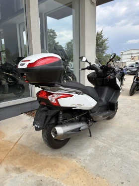 Kymco Downtown 300i ABS | Auto.bg — изображение 4 Kymco Downtown 300i ABS | Auto.bg — изображение 4