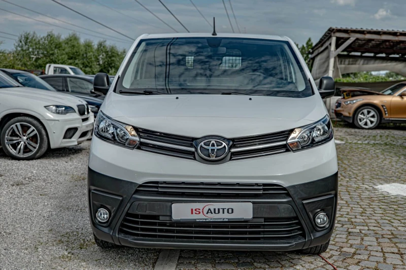 Toyota Proace City Verso Electro/Товарен/Навигация/Климатик - 24900 € / 48700.17 лв. - 20730758 1 | Car24.bg Toyota Proace City Verso Electro/Товарен/Навигация/Климатик - 24900 € / 48700.17 лв. - 20730758 1