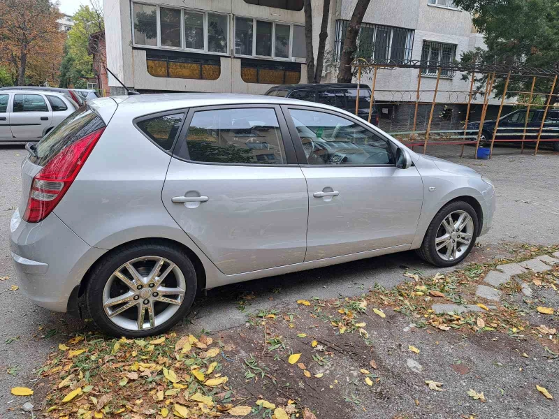Hyundai I30 2.0 Газова уредба - 5450 € - 56945459 1 | Car24.bg Hyundai I30 2.0 Газова уредба - 5450 € - 56945459 1