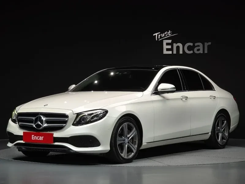 Mercedes-Benz E 300 4MATIC - САМО 30% АВАНС | Auto.bg — изображение 1 Mercedes-Benz E 300 4MATIC - САМО 30% АВАНС | Auto.bg — изображение 1