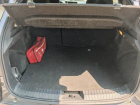 Dacia Duster 1999Евро за получаване, Jurney - газ, автомат, 4x4 | Auto.bg — изображение 7 Dacia Duster 1999Евро за получаване, Jurney - газ, автомат, 4x4 | Auto.bg — изображение 7