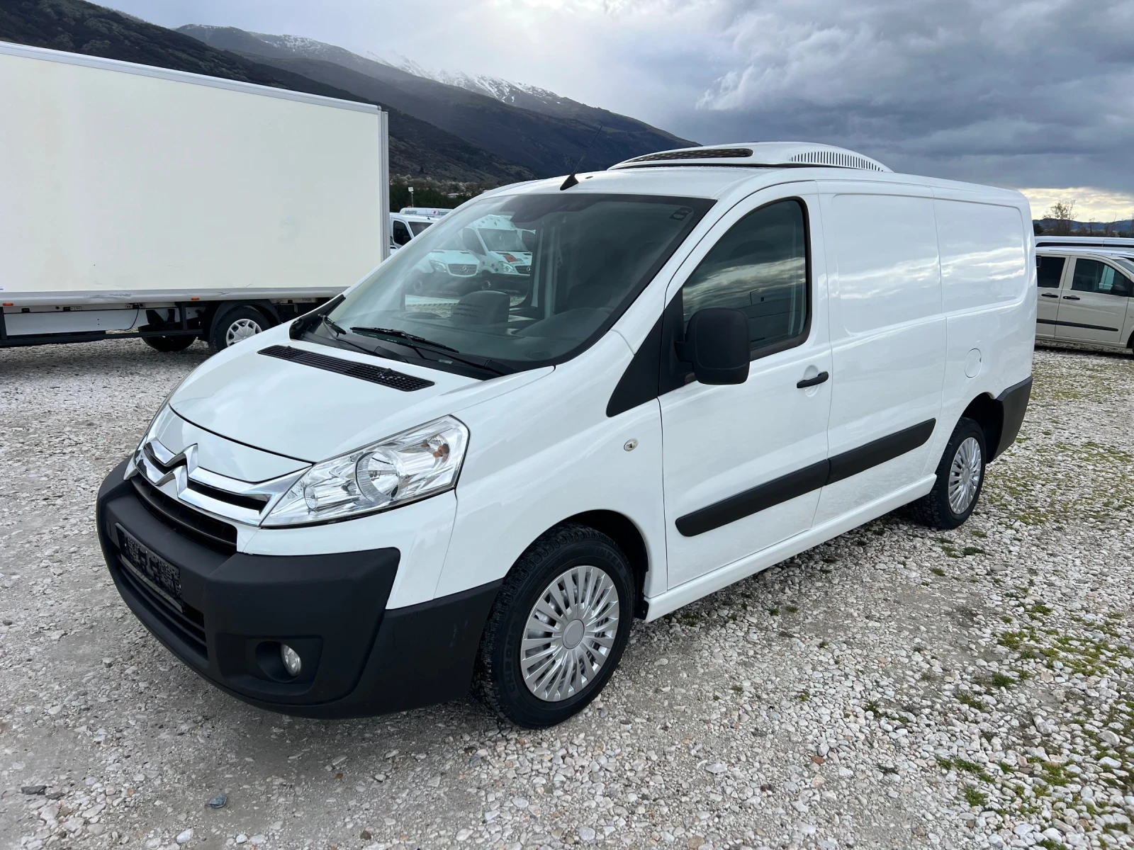 Citroen Jumpy 2.0 HDI-128 к.с-Хладилен | Auto.bg — изображение 1 Citroen Jumpy 2.0 HDI-128 к.с-Хладилен | Auto.bg — изображение 1