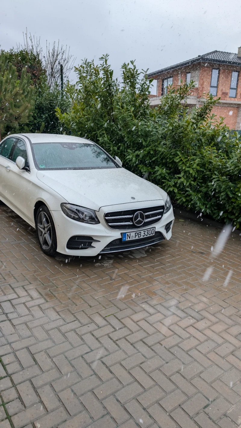 Mercedes-Benz E 300 e, Plug-in, CAMO17 800km!Дист+ , LED, Widescreen, - 29900 € / 58479.32 лв. - 22464996 1 | Car24.bg Mercedes-Benz E 300 e, Plug-in, CAMO17 800km!Дист+ , LED, Widescreen, - 29900 € / 58479.32 лв. - 22464996 1