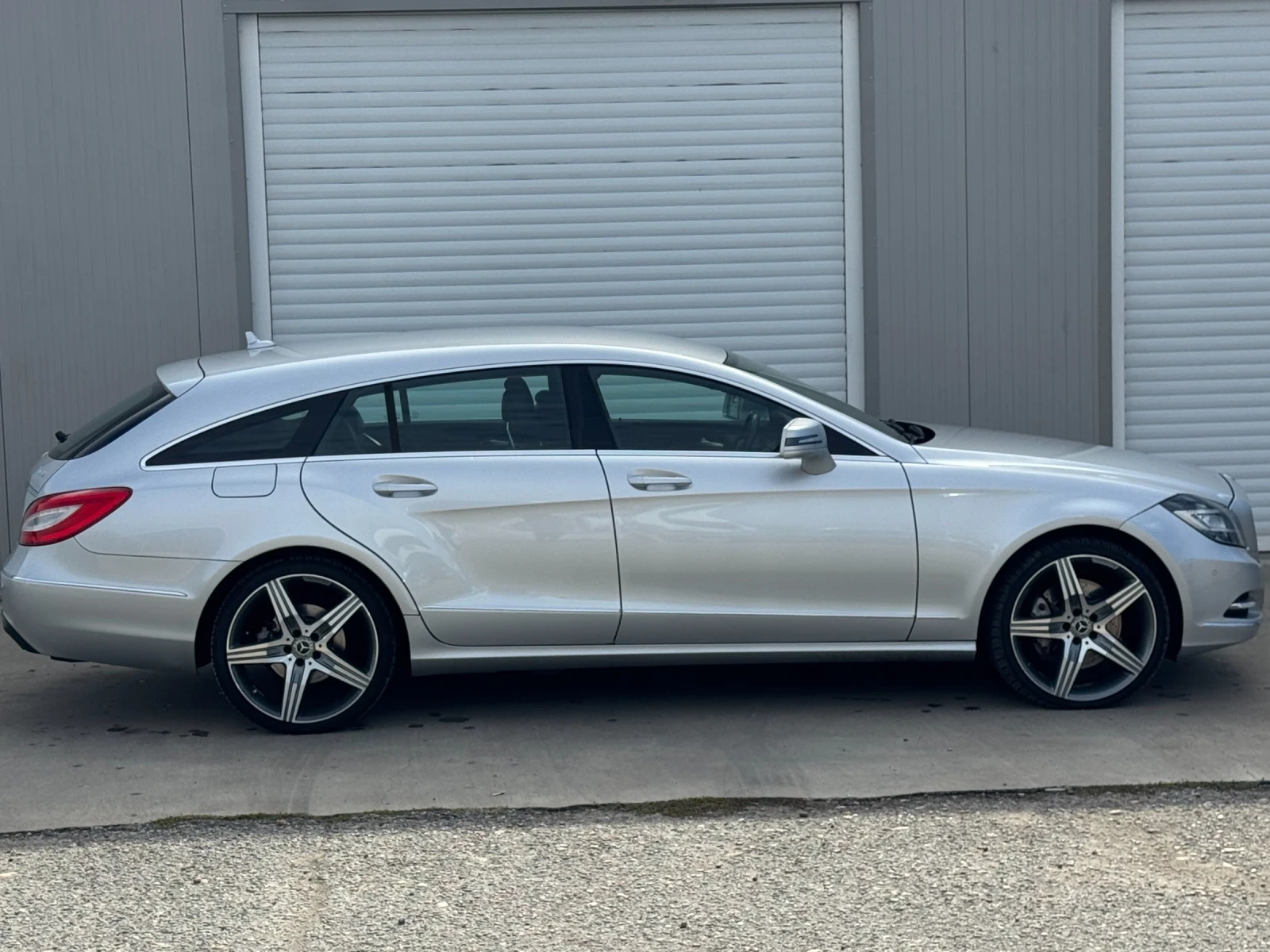 Mercedes-Benz CLS 350 SHOOTING BRAKE  - изображение 3 | Auto.bg Mercedes-Benz CLS 350 SHOOTING BRAKE  - изображение 3