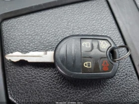 Ford Mustang GT PREMIUM* 5.0L V8 420HP* CARFAX* ВИДЕО | Auto.bg — изображение 15 Ford Mustang GT PREMIUM* 5.0L V8 420HP* CARFAX* ВИДЕО | Auto.bg — изображение 15