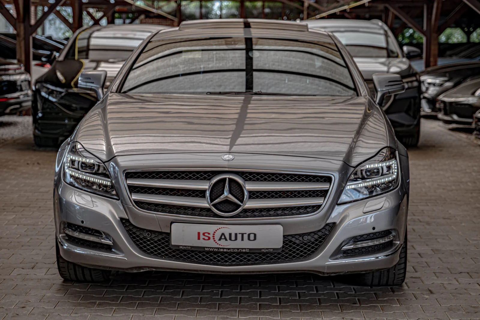 Mercedes-Benz CLS 350 Exclusive/4Matic/AirMatic/Memory/Blind Spot/Обдухв | Auto.bg — изображение 1 Mercedes-Benz CLS 350 Exclusive/4Matic/AirMatic/Memory/Blind Spot/Обдухв | Auto.bg — изображение 1