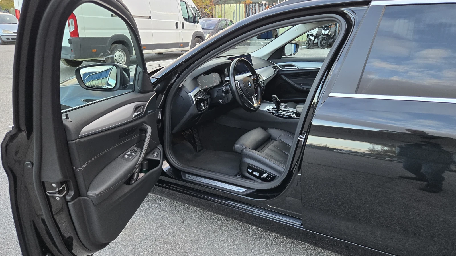 BMW 540 Mild Hybrid/xDrive/HUD/Laser led  - изображение 8 | Auto.bg BMW 540 Mild Hybrid/xDrive/HUD/Laser led  - изображение 8