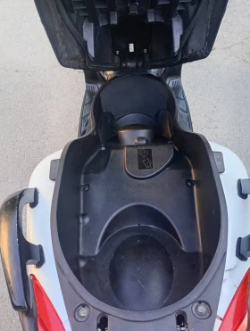 Yamaha X-max 250 инжекцион 2009г. | Auto.bg — изображение 10 Yamaha X-max 250 инжекцион 2009г. | Auto.bg — изображение 10