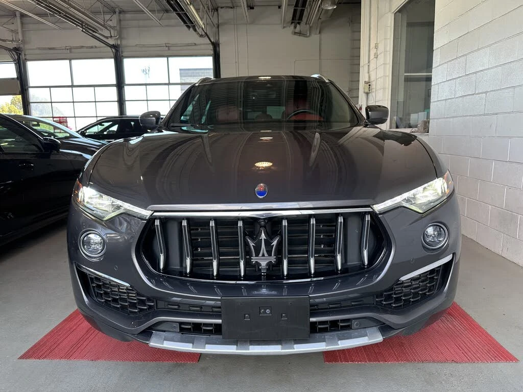 Maserati Levante GranLusso 360CAM* PANO* KEYLESS* CARPLAY*  - изображение 2 | Auto.bg Maserati Levante GranLusso 360CAM* PANO* KEYLESS* CARPLAY*  - изображение 2