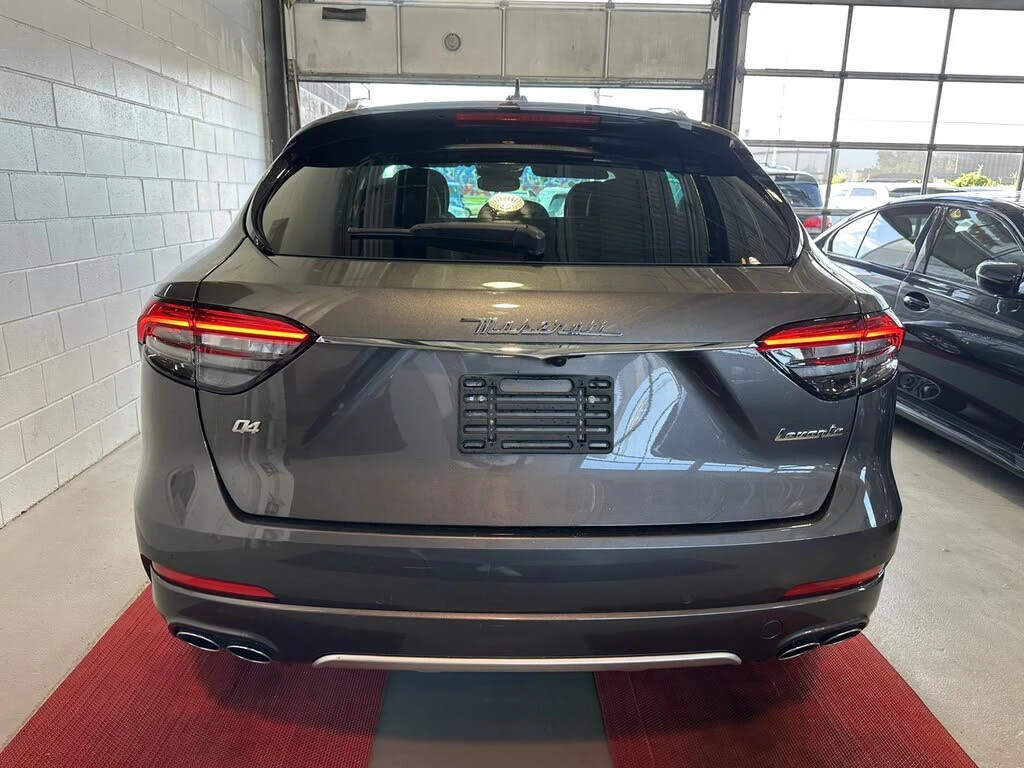 Maserati Levante GranLusso 360CAM* PANO* KEYLESS* CARPLAY*  - изображение 6 | Auto.bg Maserati Levante GranLusso 360CAM* PANO* KEYLESS* CARPLAY*  - изображение 6