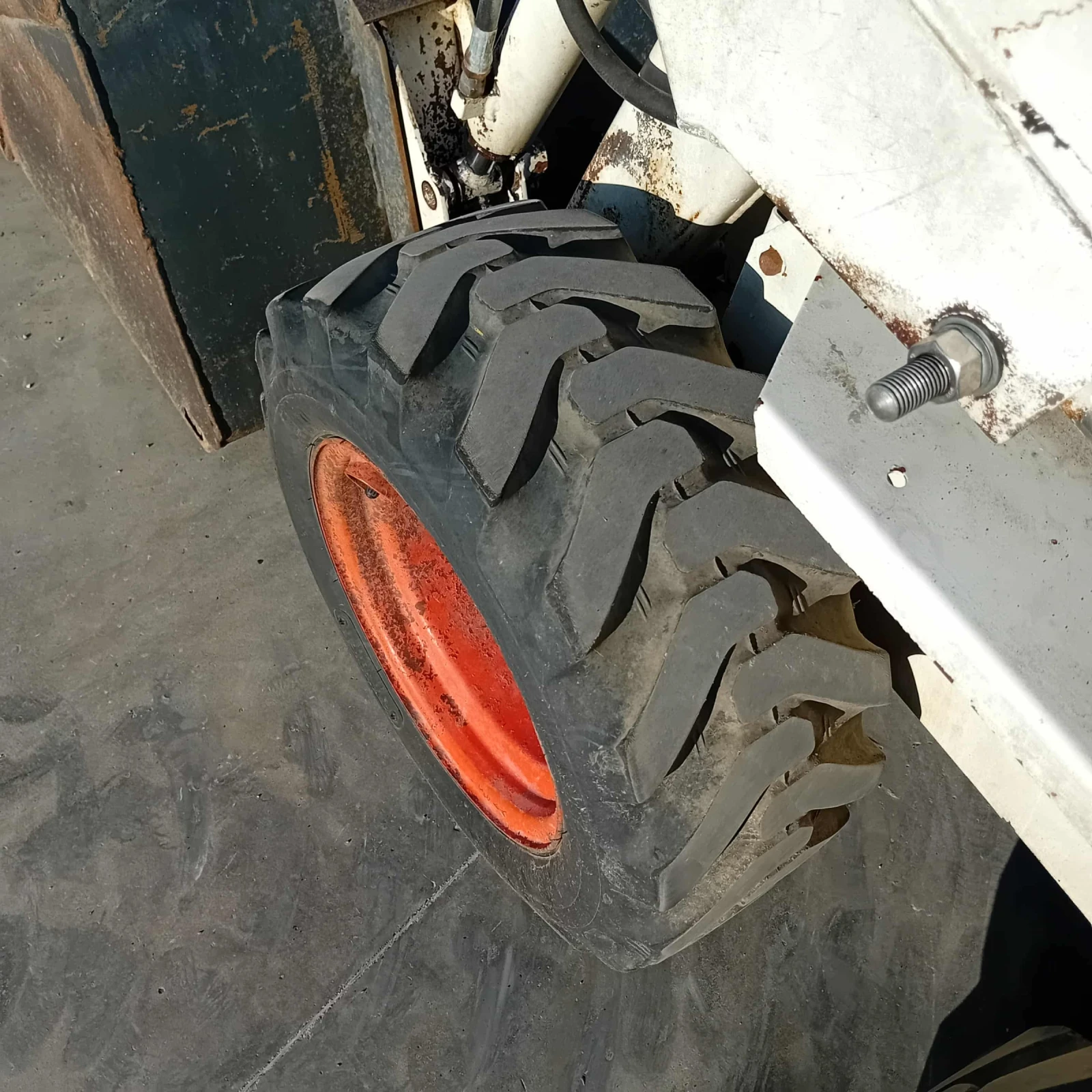 Мини челни товарачи Bobcat 343 * НАЛИЧЕН * ТОП СЪСТОЯНИЕ * 2 КОФИ *  - изображение 10 | Auto.bg Мини челни товарачи Bobcat 343 * НАЛИЧЕН * ТОП СЪСТОЯНИЕ * 2 КОФИ *  - изображение 10