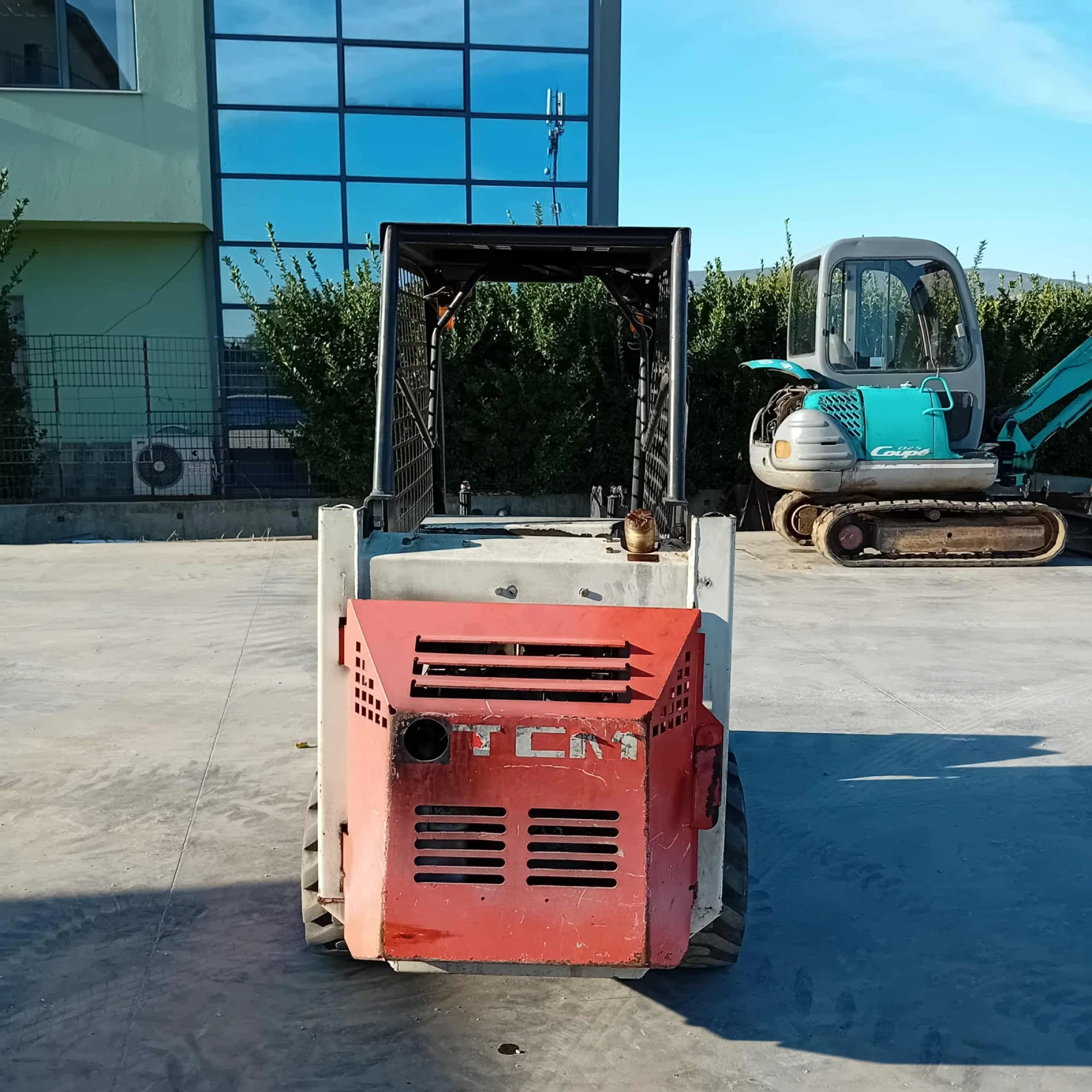 Мини челни товарачи Bobcat 343 * НАЛИЧЕН * ТОП СЪСТОЯНИЕ * 2 КОФИ *  - изображение 4 | Auto.bg Мини челни товарачи Bobcat 343 * НАЛИЧЕН * ТОП СЪСТОЯНИЕ * 2 КОФИ *  - изображение 4