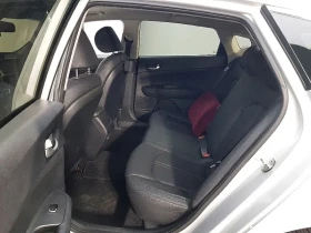 Kia K5 2Nd Generation 1.7 Diesel Mx Deluxe | Auto.bg — изображение 9 Kia K5 2Nd Generation 1.7 Diesel Mx Deluxe | Auto.bg — изображение 9