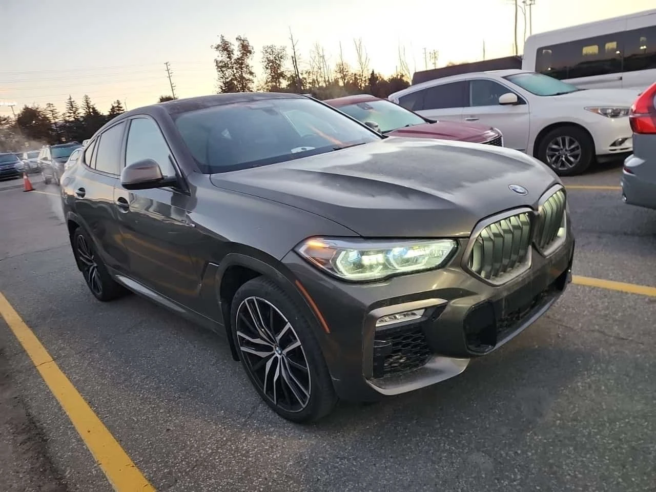 BMW X6 М ПАКЕТ/Coupe M50i/CARFAX/ДИСТРОНИК/ПОДГРЕВ/ПАНО | Auto.bg — изображение 1 BMW X6 М ПАКЕТ/Coupe M50i/CARFAX/ДИСТРОНИК/ПОДГРЕВ/ПАНО | Auto.bg — изображение 1