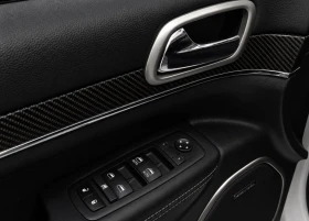 Jeep Grand cherokee SRT 6.4 * HARMON KARDON * 8ZF * CARFAX * 99K KM * - 30600 € / 59848.40 лв. - 28762561 10 | Car24.bg Jeep Grand cherokee SRT 6.4 * HARMON KARDON * 8ZF * CARFAX * 99K KM * - 30600 € / 59848.40 лв. - 28762561 10