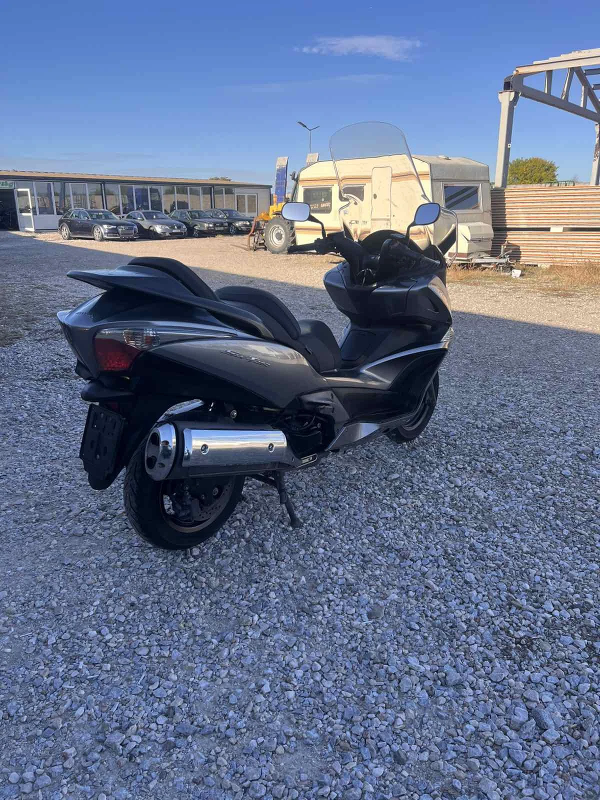 Honda Silver Wing Лизинг Бартер - изображение 2 | Auto.bg Honda Silver Wing Лизинг Бартер - изображение 2