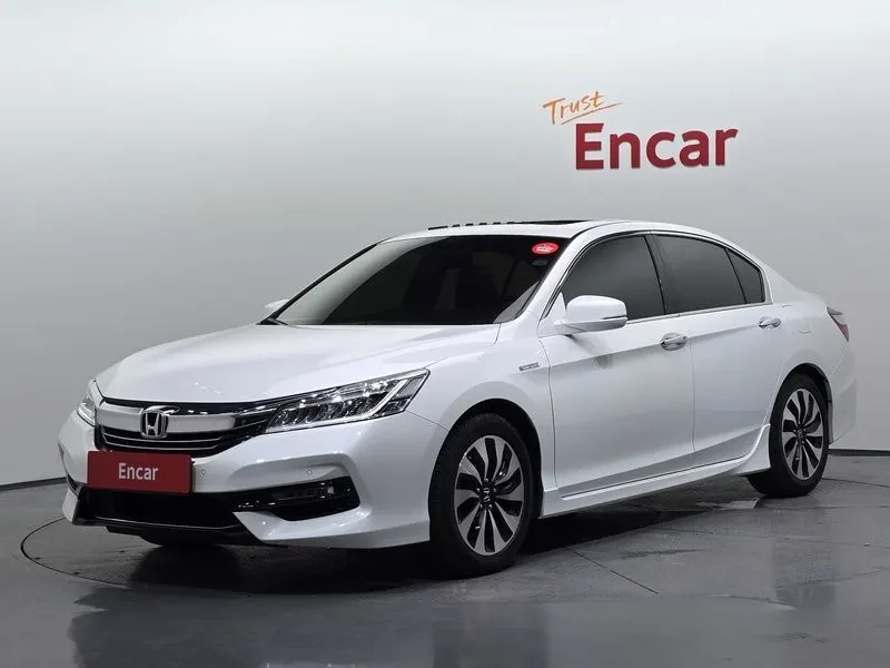 Honda Accord 2.0 HYBRID - 13484 € - 79841351 1 | Car24.bg Honda Accord 2.0 HYBRID - 13484 € - 79841351 1